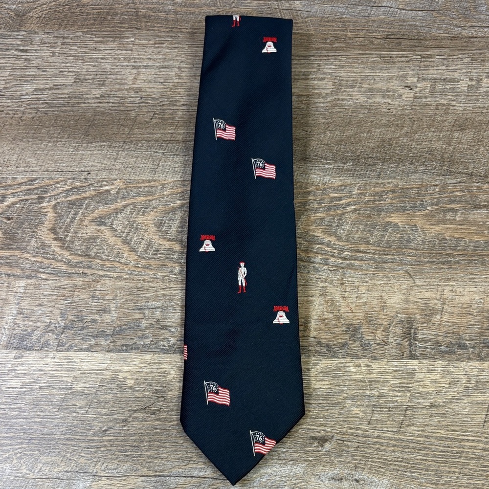 Vintage Sears Men’s Store Patriotic Necktie | 1776 Americana Liberty Bell Tie